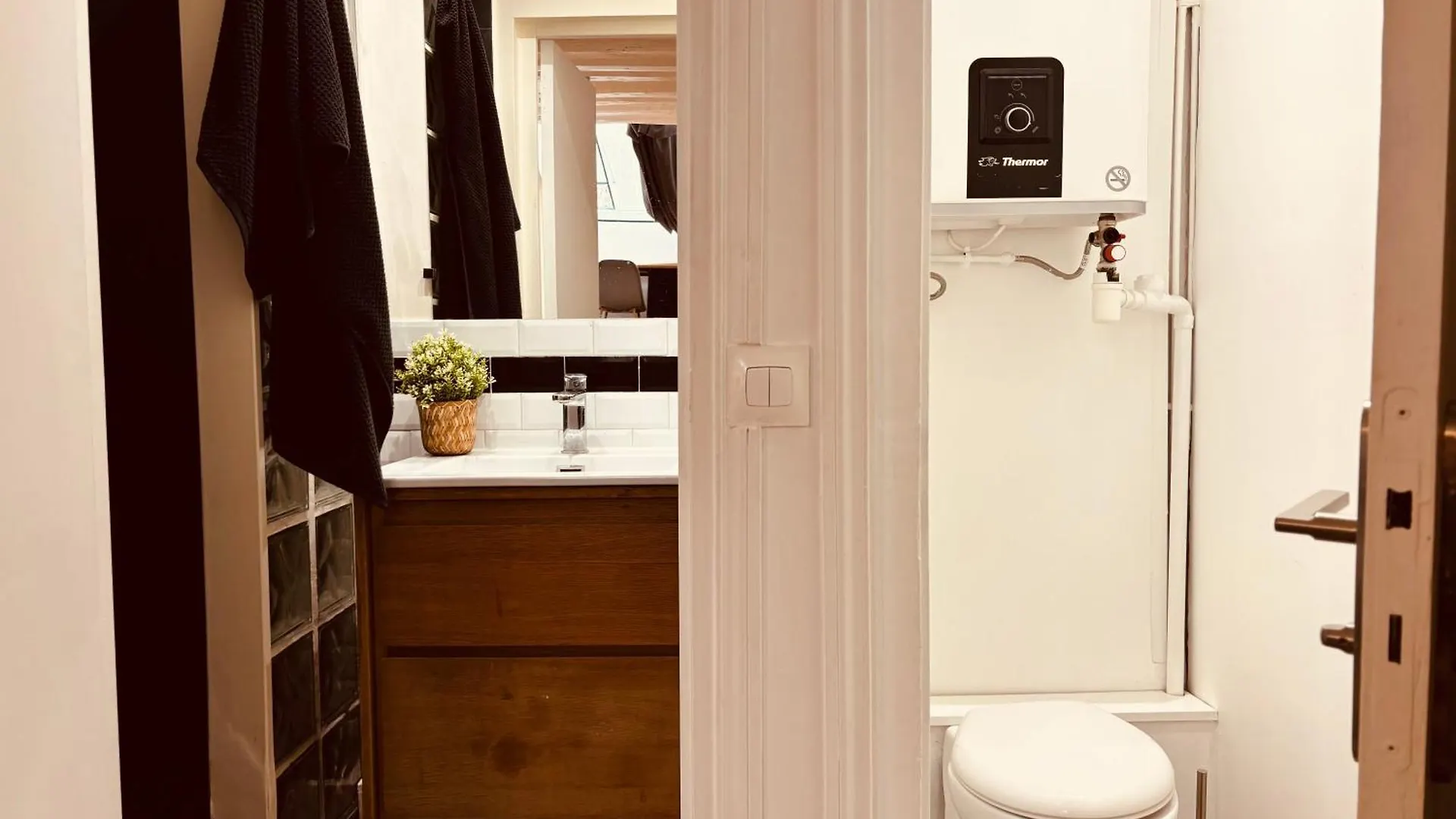 Charme Du Marais Apartment Paris